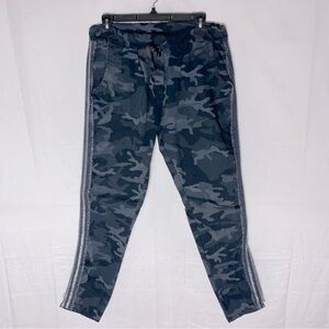 Vintage Grey Camo Skinny Pants W Metallic Side Stripes L